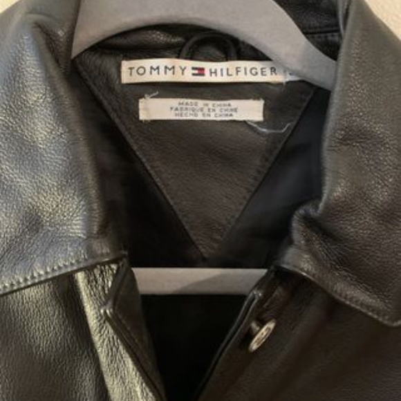 Tommy Hilfiger leather jacket - SMALL - Picture 4 of 5